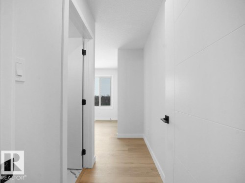 3290 Chernowski Way Sw, Edmonton, AB - Indoor Photo Showing Other Room