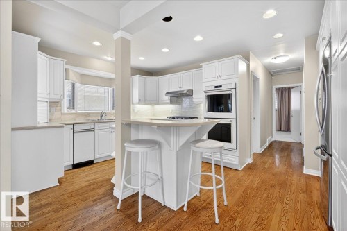 8908 57 Street, Edmonton, AB - Indoor Photo Showing Kitchen With Upgraded Kitchen