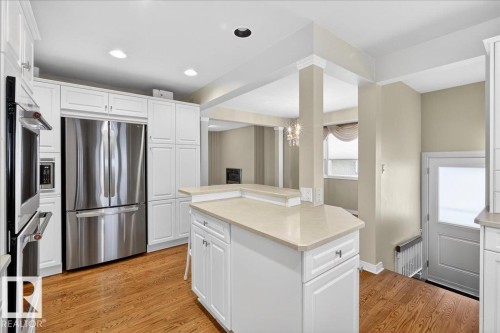 8908 57 Street, Edmonton, AB - Indoor Photo Showing Kitchen