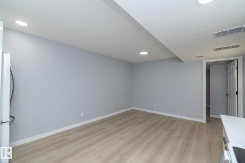 8008 159 Street, Edmonton, AB - Indoor Photo Showing Other Room
