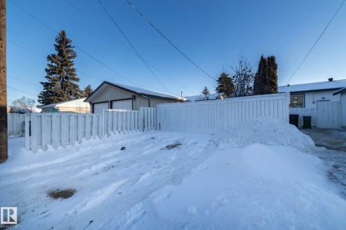 8008 159 Street, Edmonton, AB - Outdoor