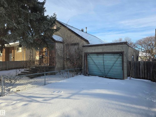 11338 86 Street, Edmonton, AB 