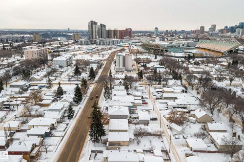11338 86 Street, Edmonton, AB 