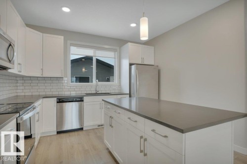 365 West Haven Drive, Leduc, AB - Indoor Photo Showing Kitchen With Upgraded Kitchen
