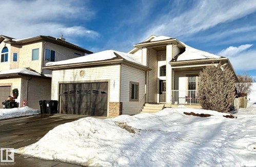 1207 OAKLAND Drive  Devon, AB T9G 2G9
