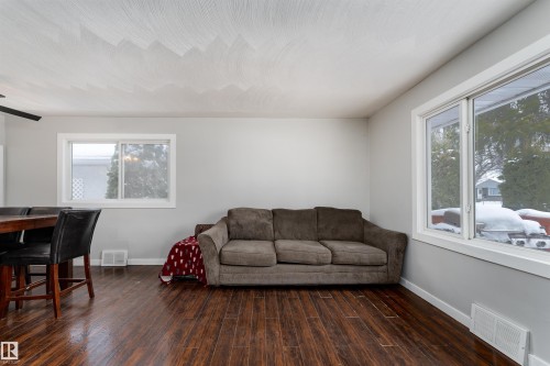 12316 140 Street, Edmonton, AB - Indoor