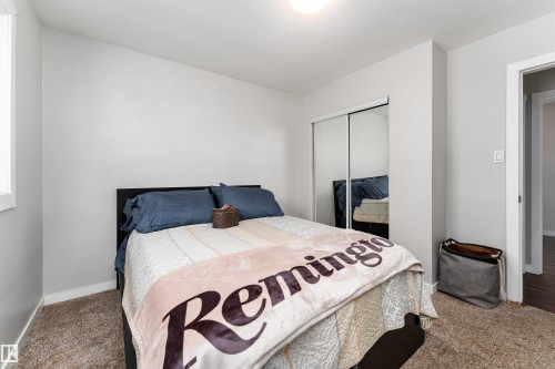 12316 140 Street, Edmonton, AB - Indoor Photo Showing Bedroom