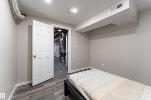 12316 140 Street, Edmonton, AB - Indoor Photo Showing Bedroom