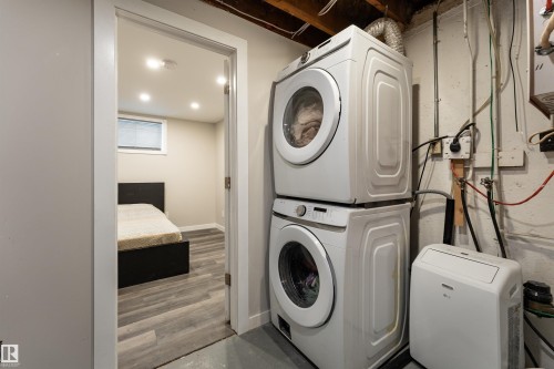 12316 140 Street, Edmonton, AB - Indoor Photo Showing Laundry Room