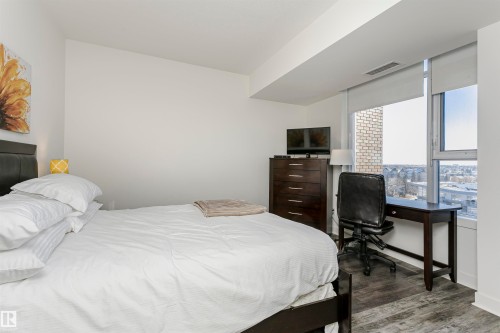 707 2612 109 Street, Edmonton, AB - Indoor Photo Showing Bedroom