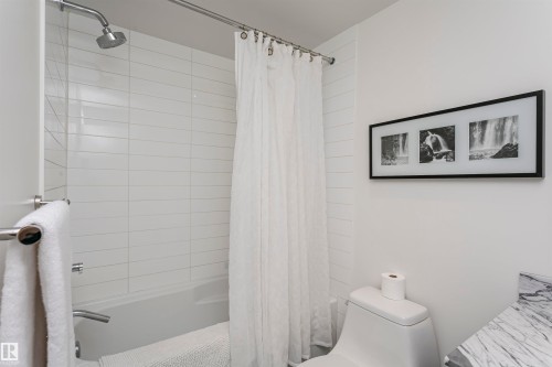 707 2612 109 Street, Edmonton, AB - Indoor Photo Showing Bathroom