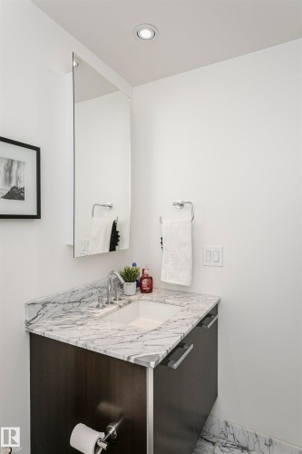 707 2612 109 Street, Edmonton, AB - Indoor Photo Showing Bathroom