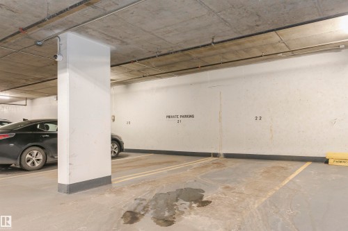 707 2612 109 Street, Edmonton, AB - Indoor Photo Showing Garage