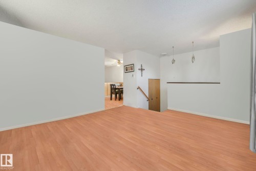 9142 180A Avenue, Edmonton, AB - Indoor Photo Showing Other Room