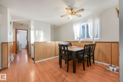 9142 180A Avenue, Edmonton, AB - Indoor Photo Showing Dining Room