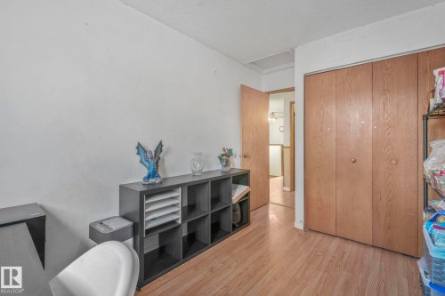9142 180A Avenue, Edmonton, AB - Indoor