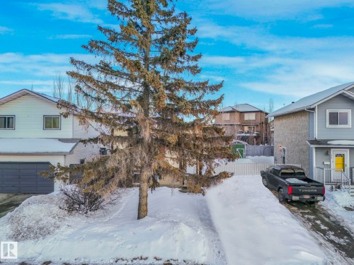 9142 180A Avenue, Edmonton, AB - Outdoor