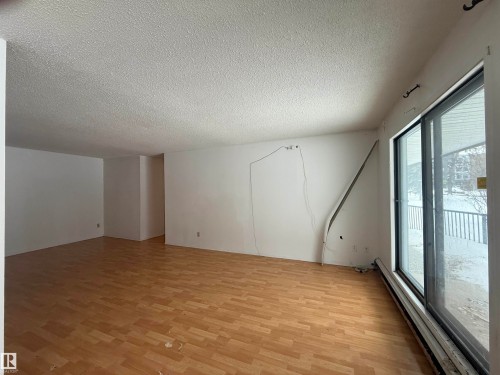1 10737 116 Street, Edmonton, AB - Indoor Photo Showing Other Room