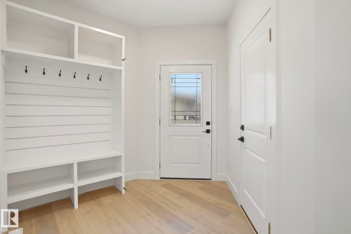 116 Spring Link, Spruce Grove, AB - Indoor Photo Showing Other Room