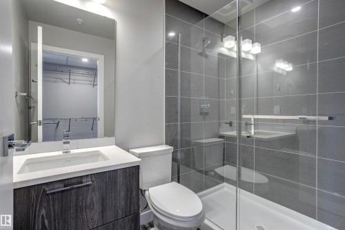 3303 10180 103 Street, Edmonton, AB - Indoor Photo Showing Bathroom