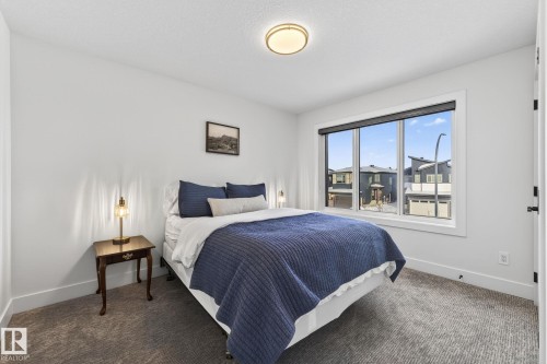 336 Meadowview Drive, Fort Saskatchewan, AB - Indoor Photo Showing Bedroom