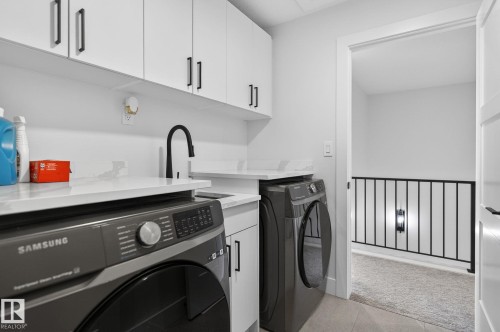336 Meadowview Drive, Fort Saskatchewan, AB - Indoor Photo Showing Laundry Room