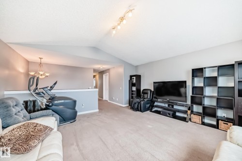 4713 190A Street, Edmonton, AB - Indoor Photo Showing Living Room