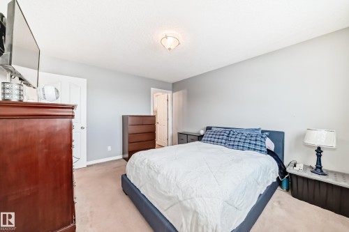4713 190A Street, Edmonton, AB - Indoor Photo Showing Bedroom