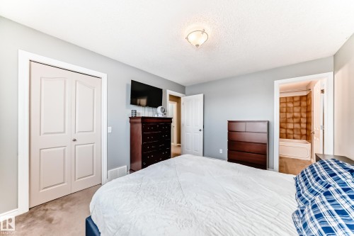 4713 190A Street, Edmonton, AB - Indoor Photo Showing Bedroom