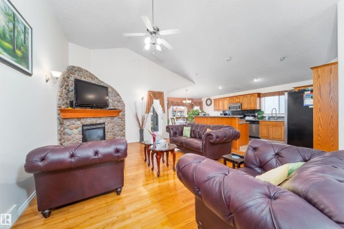 6928 164 Avenue, Edmonton, AB - Indoor Photo Showing Living Room With Fireplace