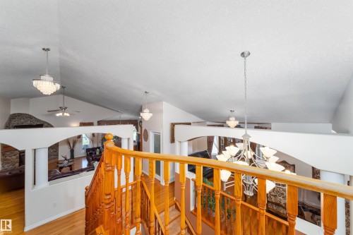 6928 164 Avenue, Edmonton, AB - Indoor Photo Showing Other Room