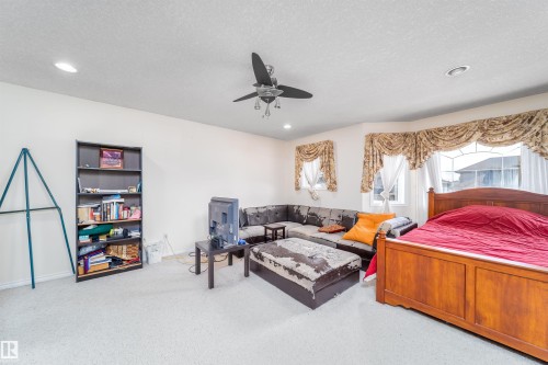 6928 164 Avenue, Edmonton, AB - Indoor