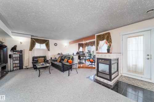 6928 164 Avenue, Edmonton, AB - Indoor With Fireplace