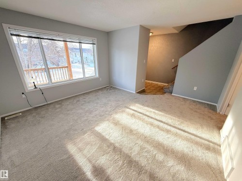 5002 52 Avenue, Calmar, AB - Indoor Photo Showing Other Room