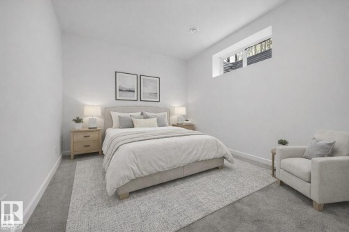 10916 175 Avenue, Edmonton, AB - Indoor Photo Showing Bedroom