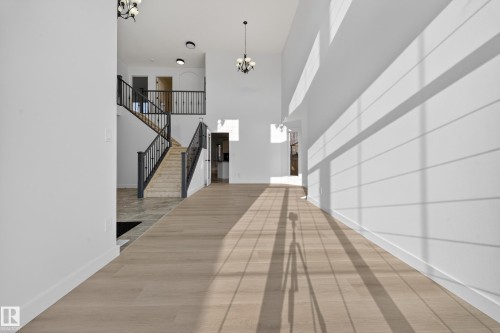 10916 175 Avenue, Edmonton, AB - Indoor Photo Showing Other Room