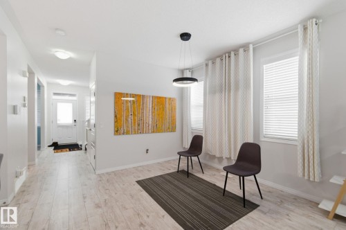 1511 Secord Rd, Edmonton, AB - Indoor Photo Showing Other Room