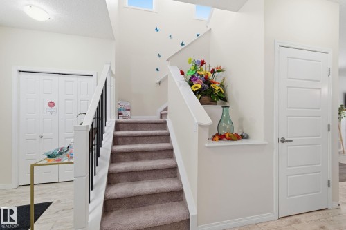 1511 Secord Rd, Edmonton, AB - Indoor Photo Showing Other Room