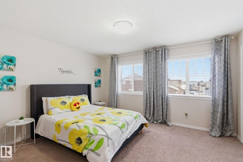 1511 Secord Rd, Edmonton, AB - Indoor Photo Showing Bedroom