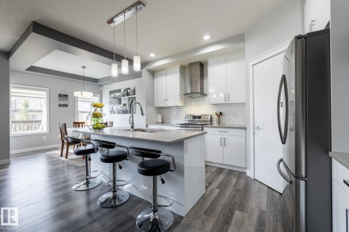 9327 Cooper Bend Bend, Edmonton, AB - Indoor Photo Showing Kitchen With Stainless Steel Kitchen With Upgraded Kitchen