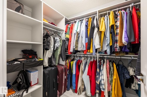 9327 Cooper Bend Bend, Edmonton, AB - Indoor With Storage