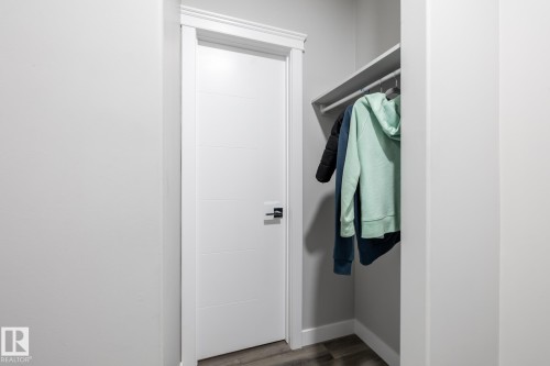 9327 Cooper Bend, Edmonton, AB - Indoor Photo Showing Other Room