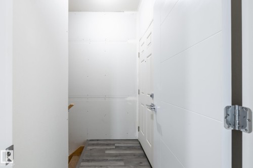 9327 Cooper Bend, Edmonton, AB - Indoor Photo Showing Other Room
