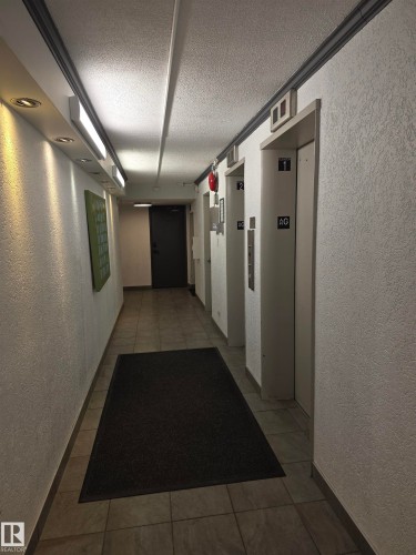 1402 9816 112 Street, Edmonton, AB - Indoor Photo Showing Other Room
