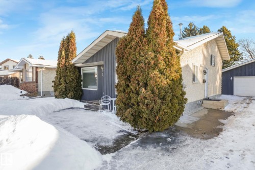 272 Warwick Road, Edmonton, AB - Outdoor