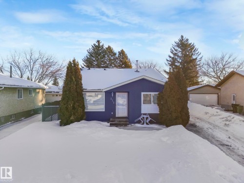 272 Warwick Road, Edmonton, AB - Outdoor