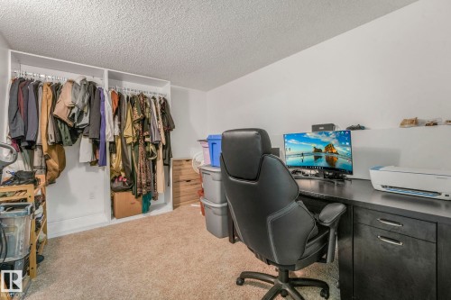 272 Warwick Road, Edmonton, AB - Indoor Photo Showing Office