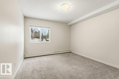 124 5730 Riverbend Road, Edmonton, AB - Indoor Photo Showing Other Room