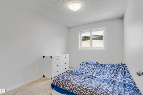 4286 126A Avenue, Edmonton, AB - Indoor Photo Showing Bedroom