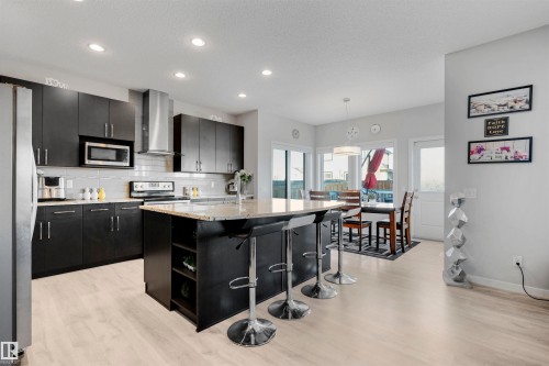 4286 126A Avenue, Edmonton, AB - Indoor Photo Showing Kitchen With Upgraded Kitchen